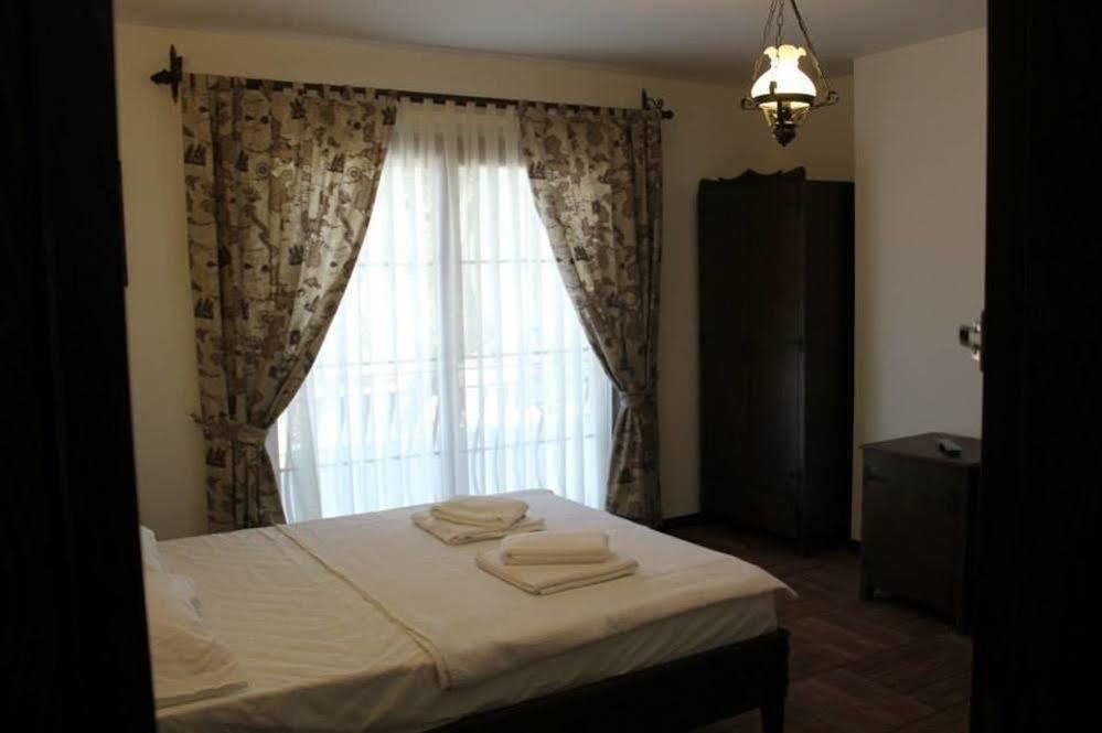 Kaptan Motel Siğacık Buitenkant foto